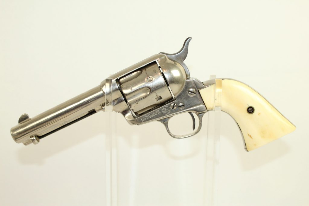 Antique Colt SAA Single Action Army Peacemaker Hogleg Revolver 001