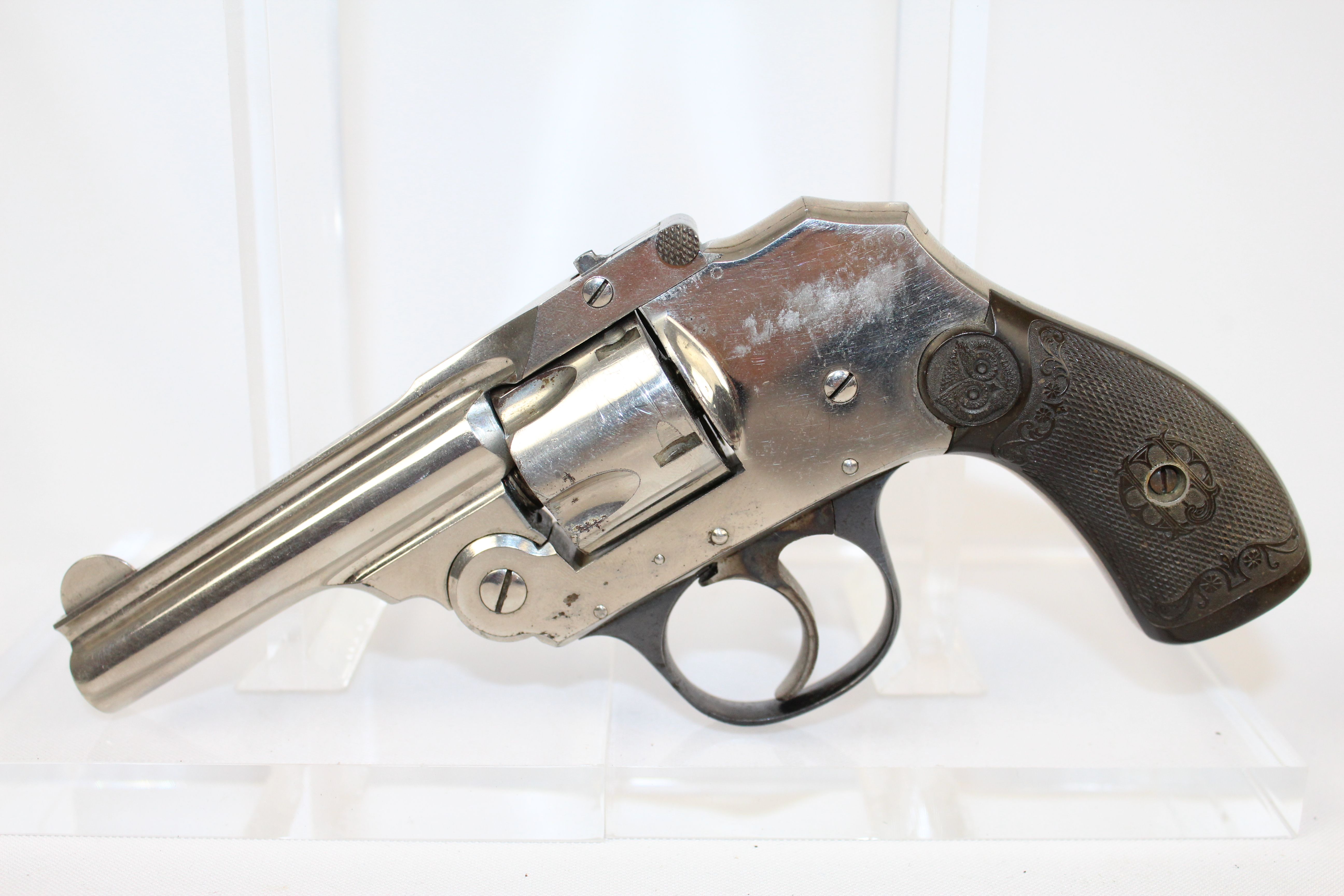 Iver Johnson Cycle Works Revolver Hammerless Antique Firearms 001