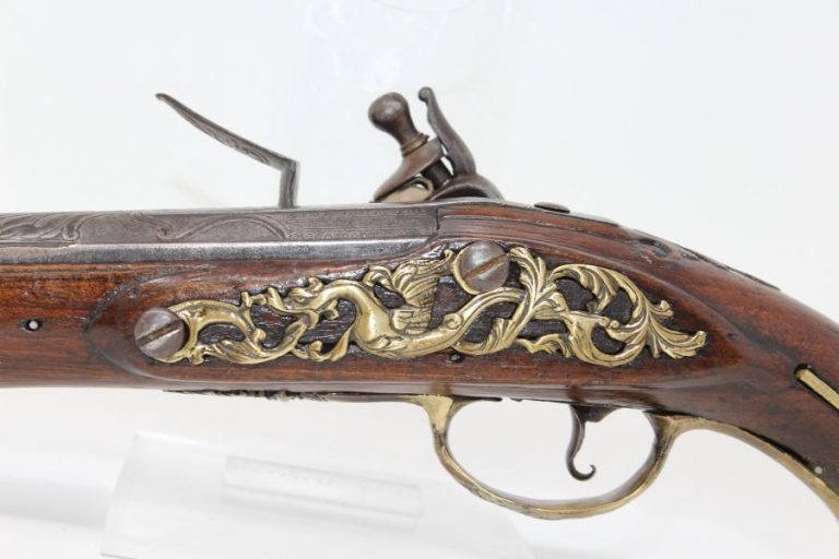Engraved and Carved European Flintlock Horse Pistol C&R Antique015