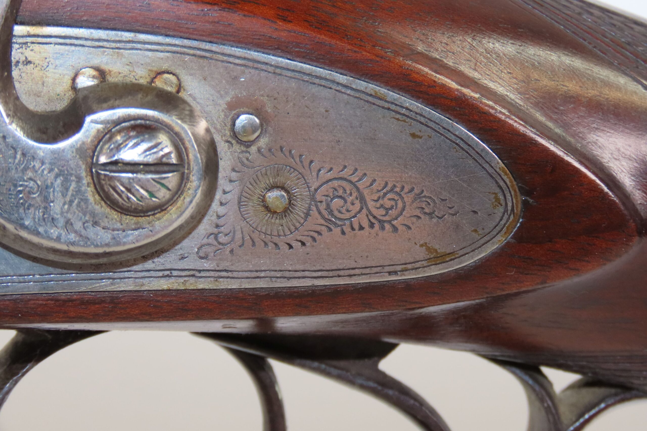 ENGRAVED Antique I. HOLLIS & SONS 10 Gauge Percussion DOUBLE BARREL Shotgun LONDON MADE Longarm from the mid-19th Century - Image 8