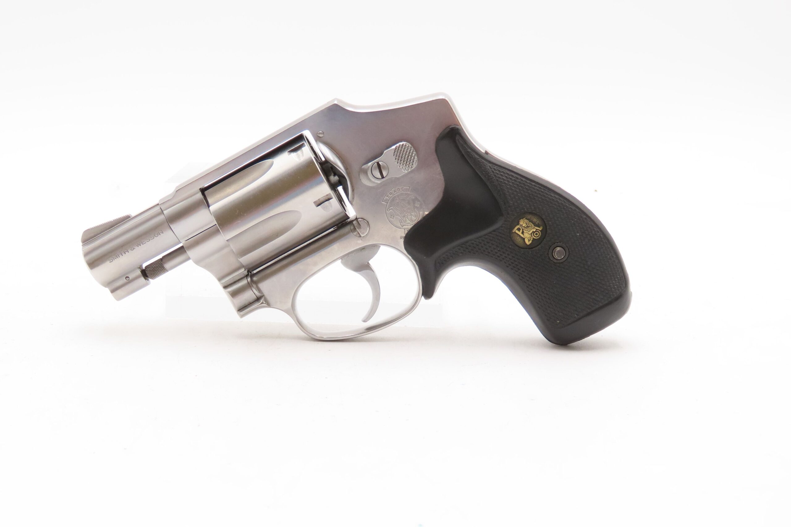 SMITH & WESSON M940 9mm SELF DEFENSE 1990s made Stainless SNUBNOSE Revolver DOUBLE ACTION Hammerless S&W CONCEAL/CARRY Handgun - Image 3