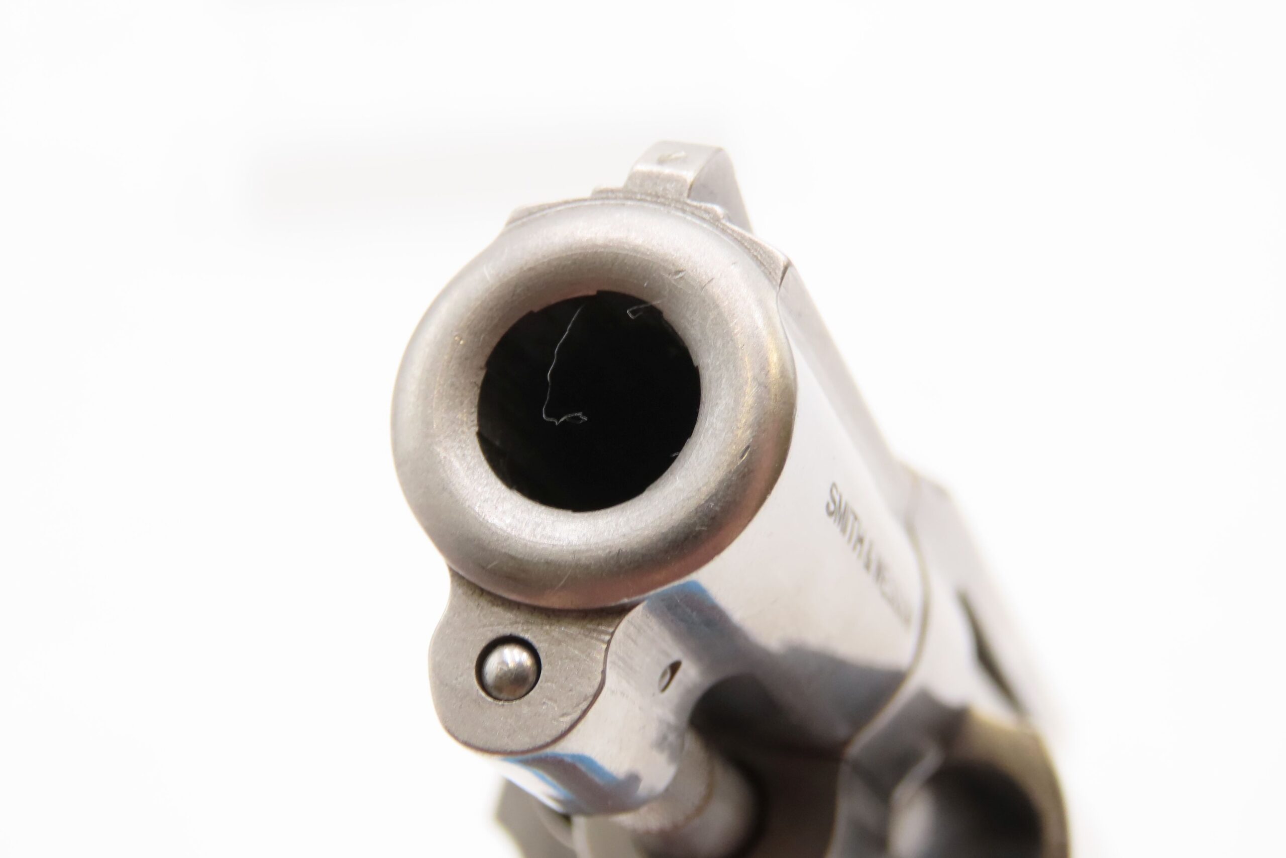 SMITH & WESSON M940 9mm SELF DEFENSE 1990s made Stainless SNUBNOSE Revolver DOUBLE ACTION Hammerless S&W CONCEAL/CARRY Handgun - Image 13